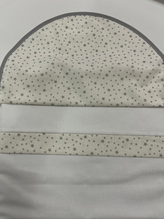 Sabana carro o capazo 35/40x75cm Estrellas blanco/gris