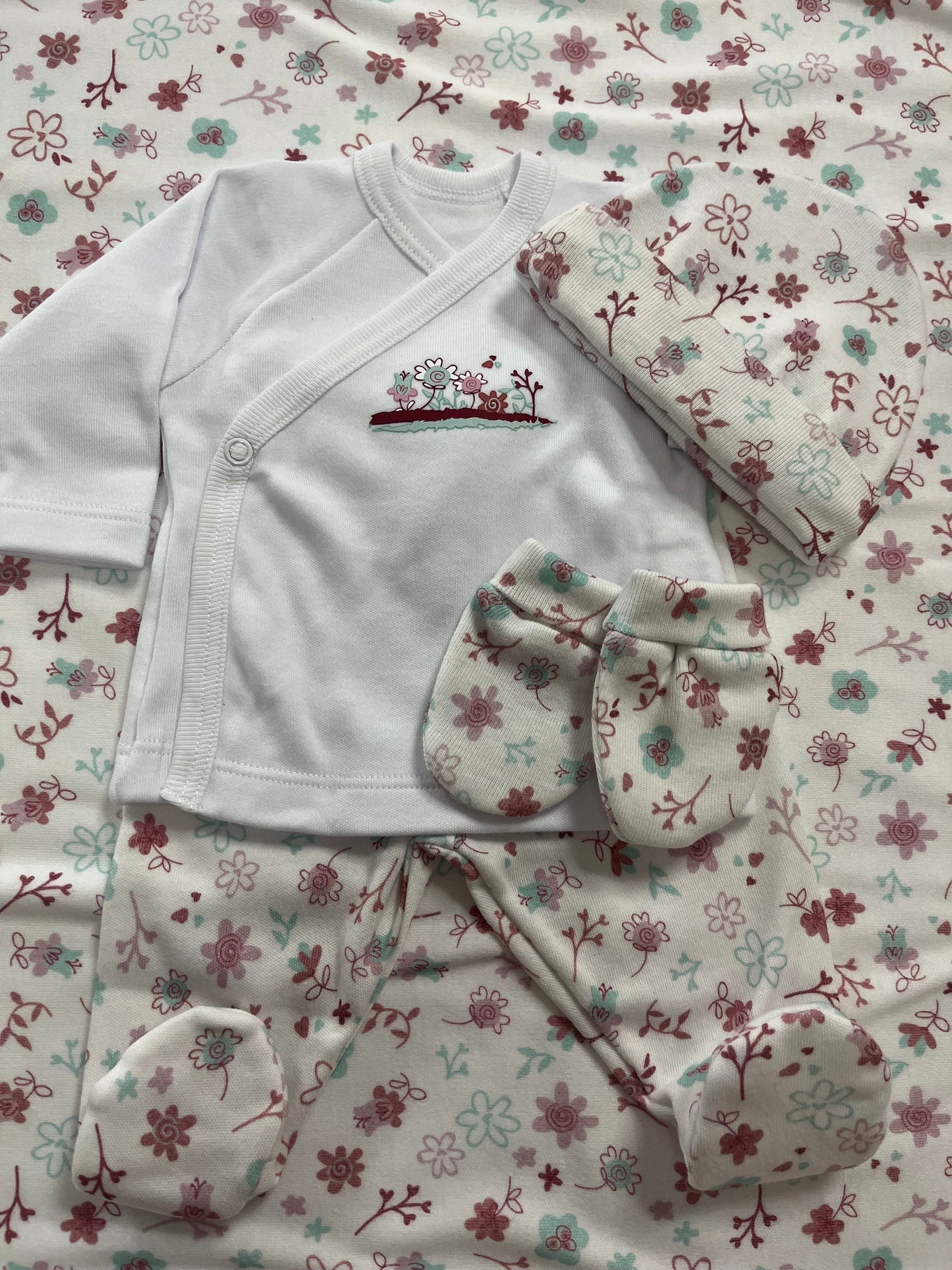 Primera Puesta Floral 5 piezas