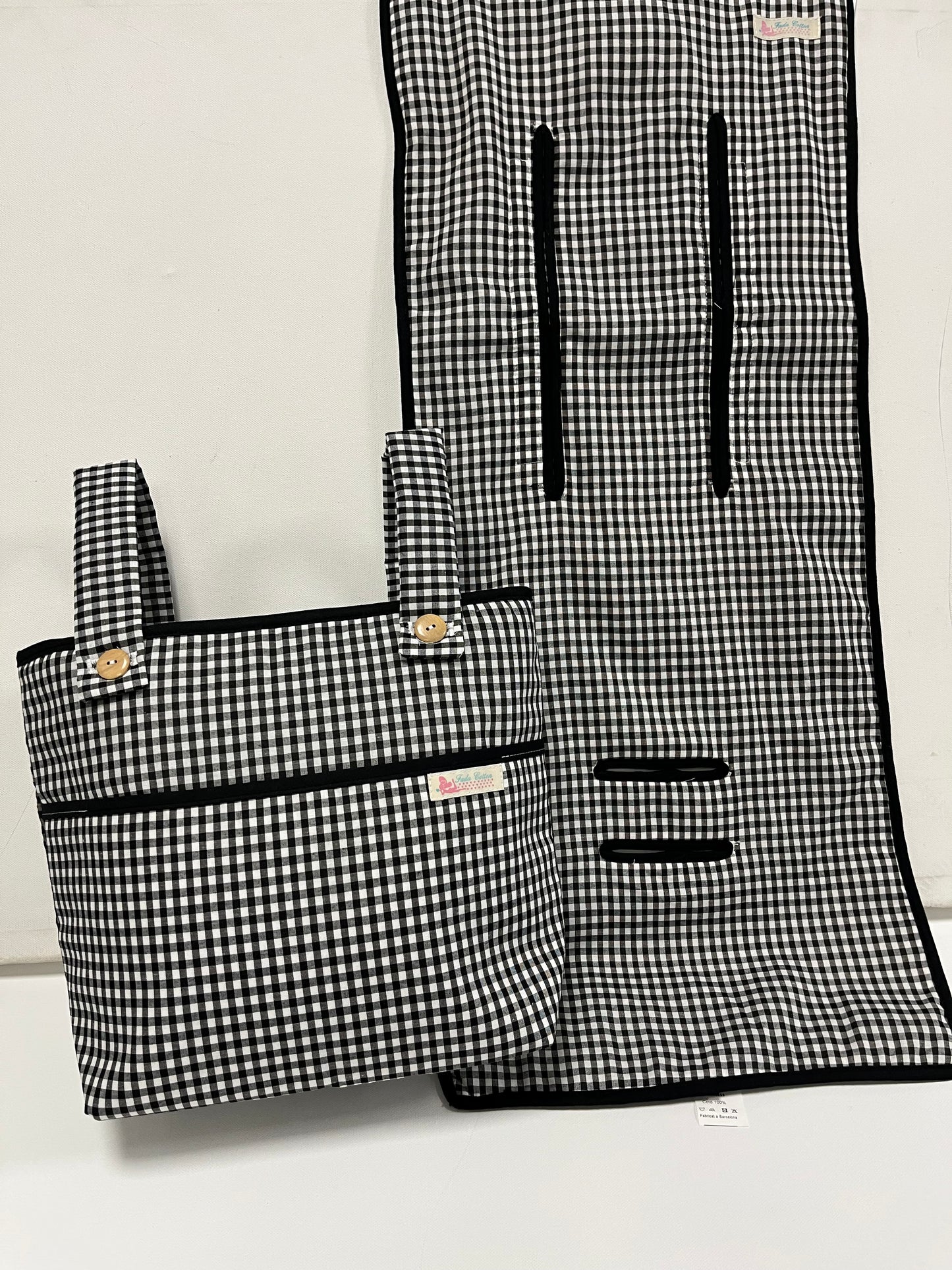 Bolso y Colchoneta de carro o silla de paseo Vichi Negro